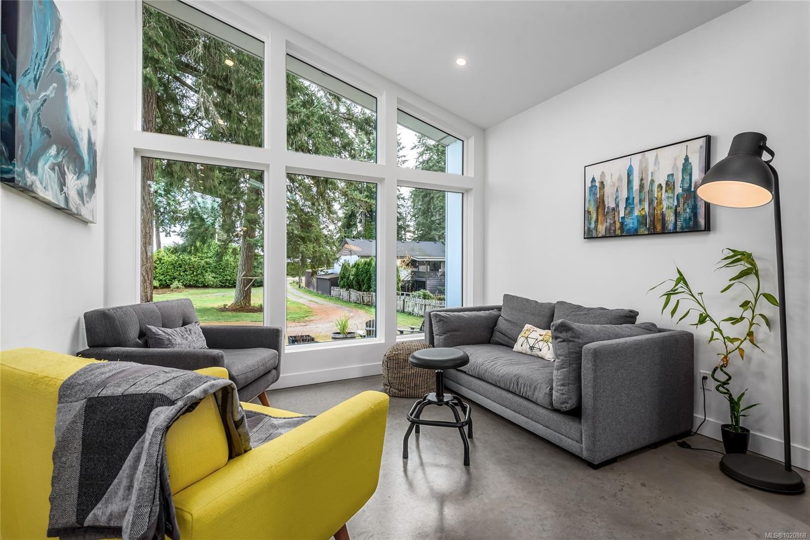 4137 Gartley Point Rd, Royston, BC