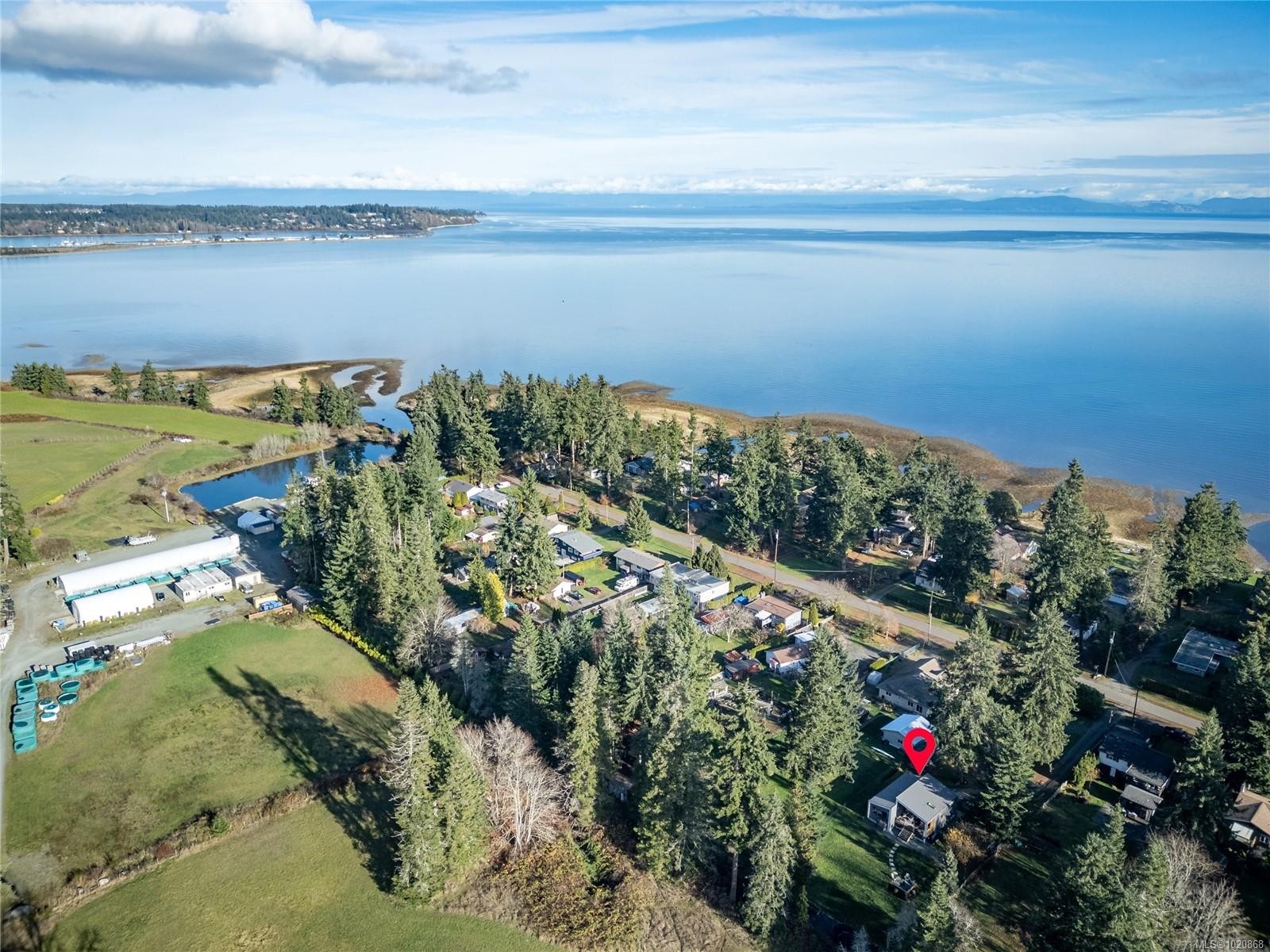 4137 Gartley Point Rd, Royston, BC