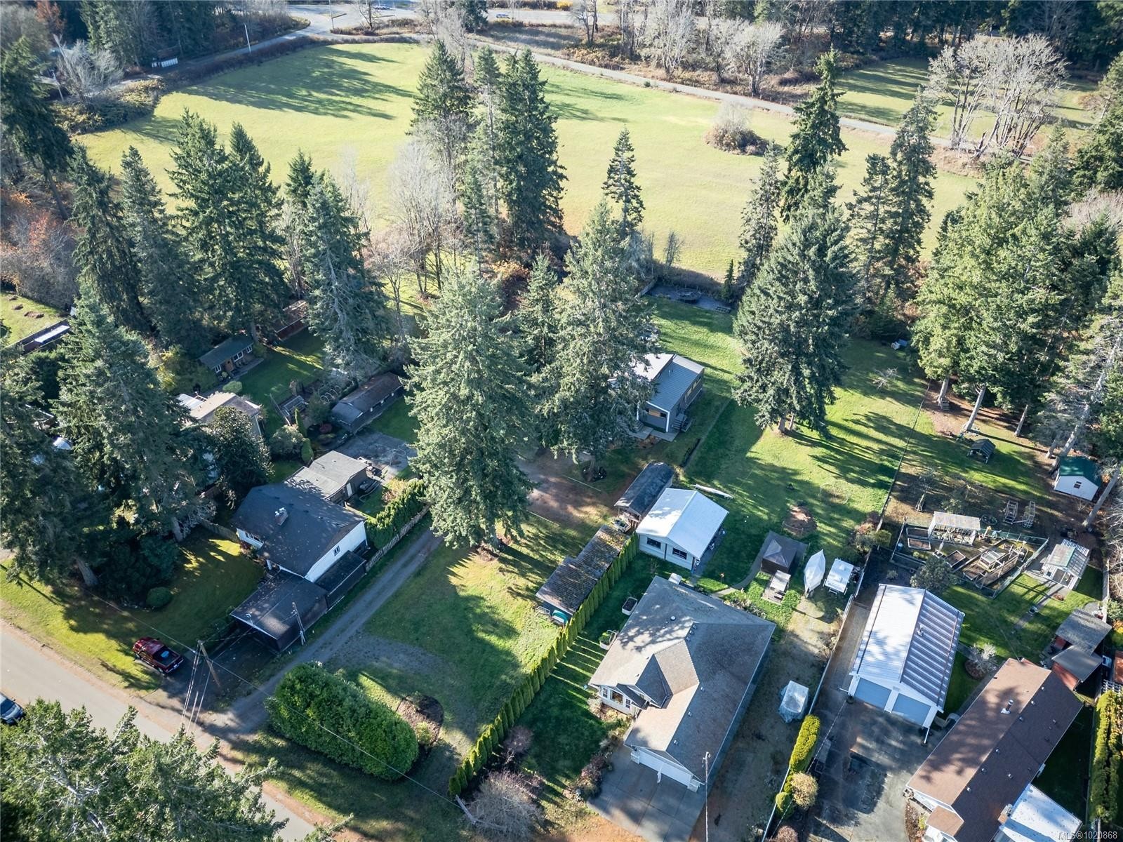 4137 Gartley Point Rd, Royston, BC