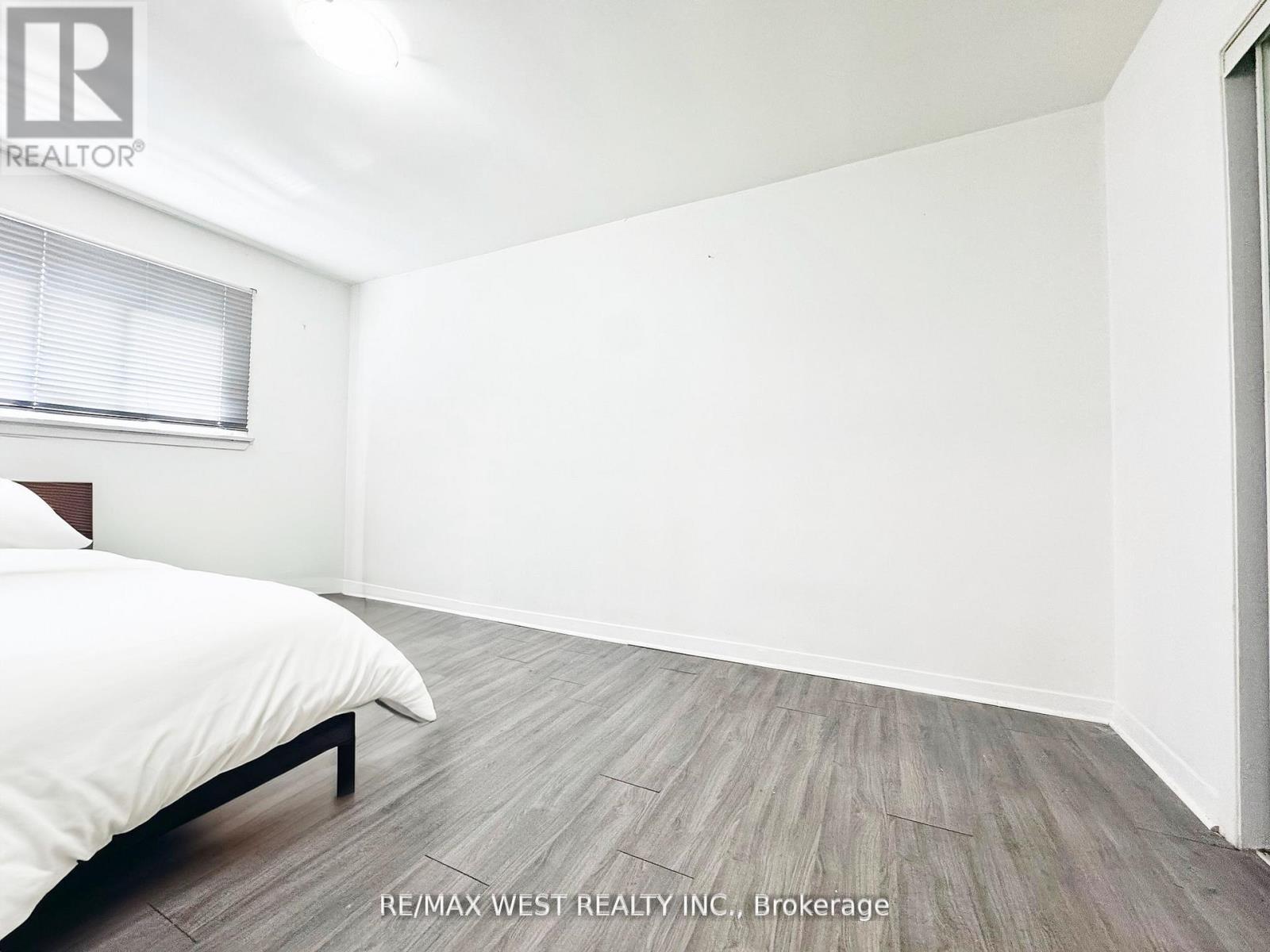 25 Bimini Crescent, Toronto, ON - Indoor Photo Showing Bedroom