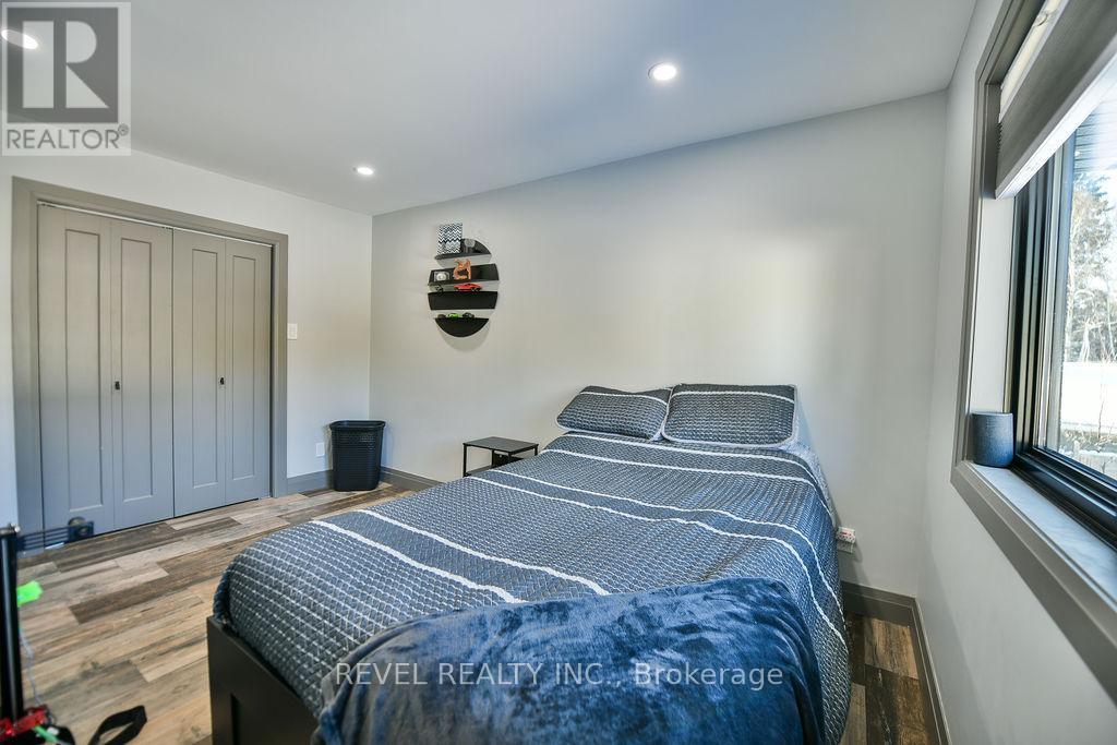 Lot 11 Keefer Lake Road, Timiskaming (Tim - Outside - Rural), ON - Indoor Photo Showing Bedroom