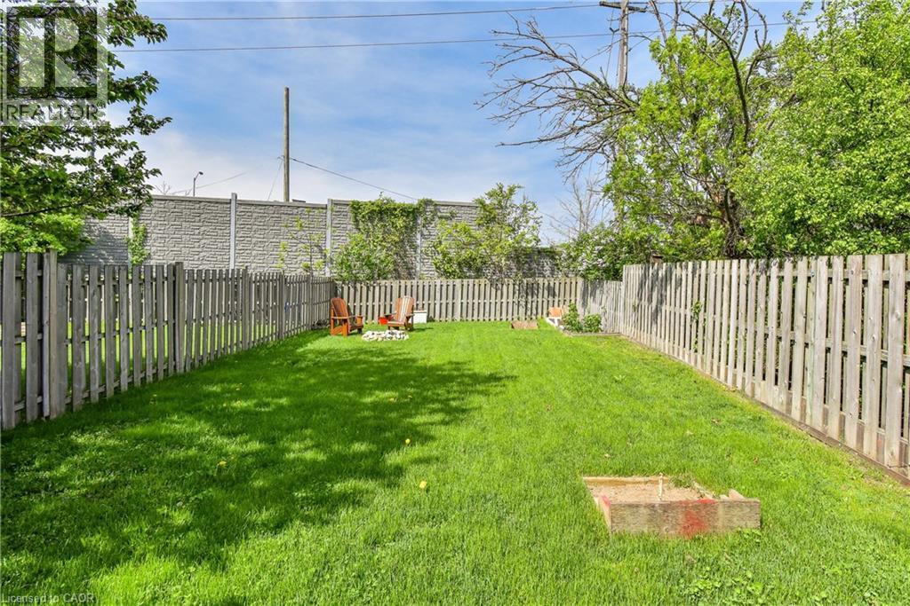 373 Hillcrest Road Unit# A, Cambridge, ON - Outdoor