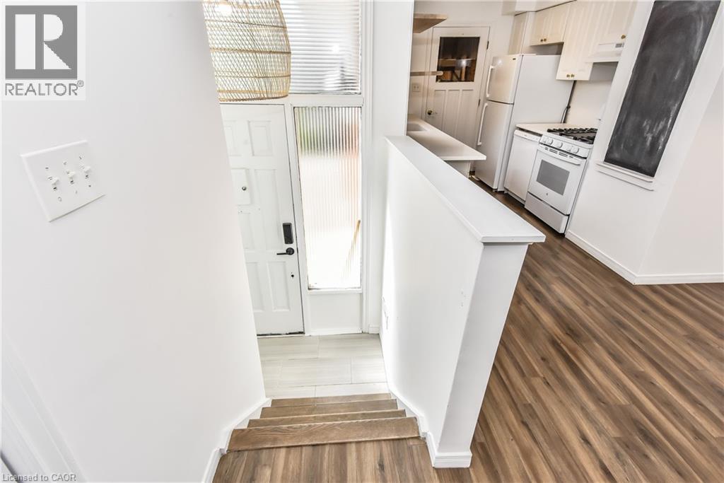 373 Hillcrest Road Unit# A, Cambridge, ON - Indoor Photo Showing Other Room