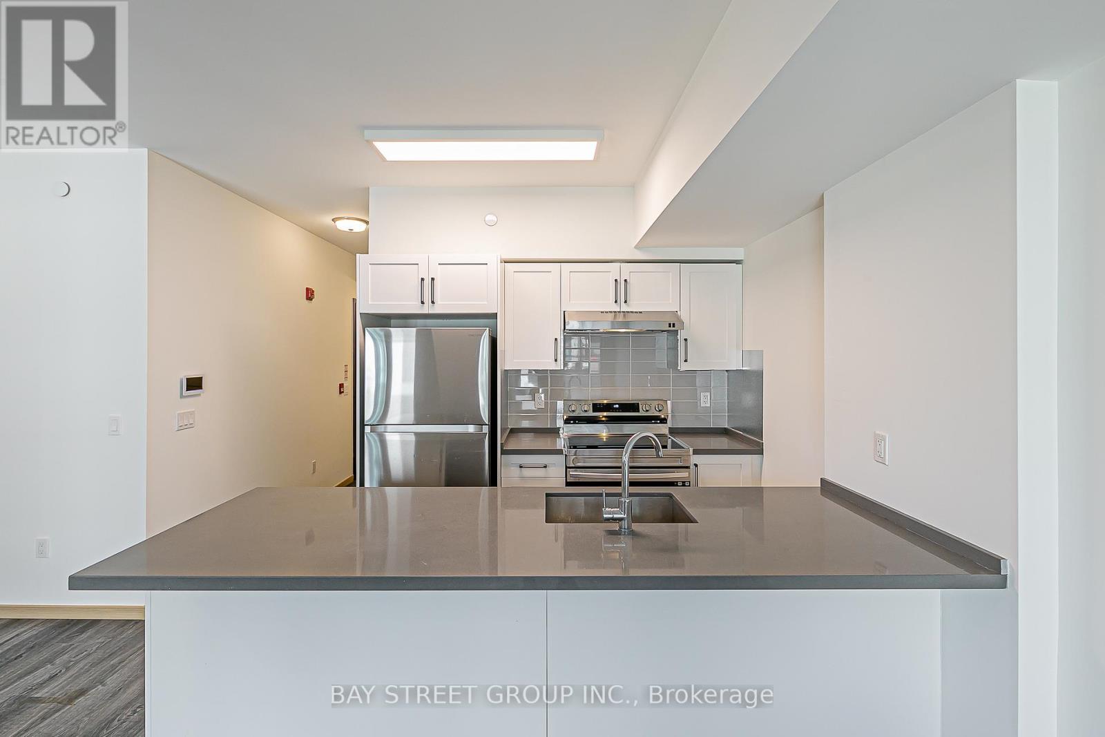 A311 - 3453 Victoria Park Avenue, Toronto, ON - Indoor Photo Showing Kitchen
