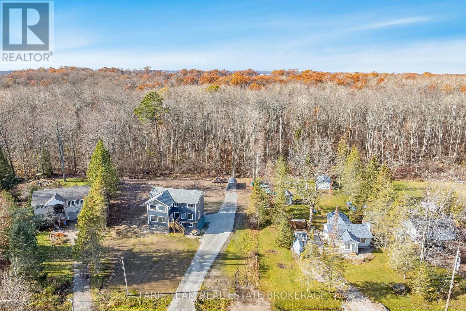 433 Robins Point Road, Tay, ON