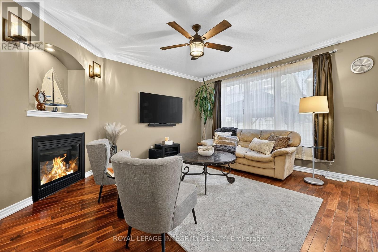 317 River Landing Avenue, Ottawa, ON - Indoor Photo Showing Living Room With Fireplace