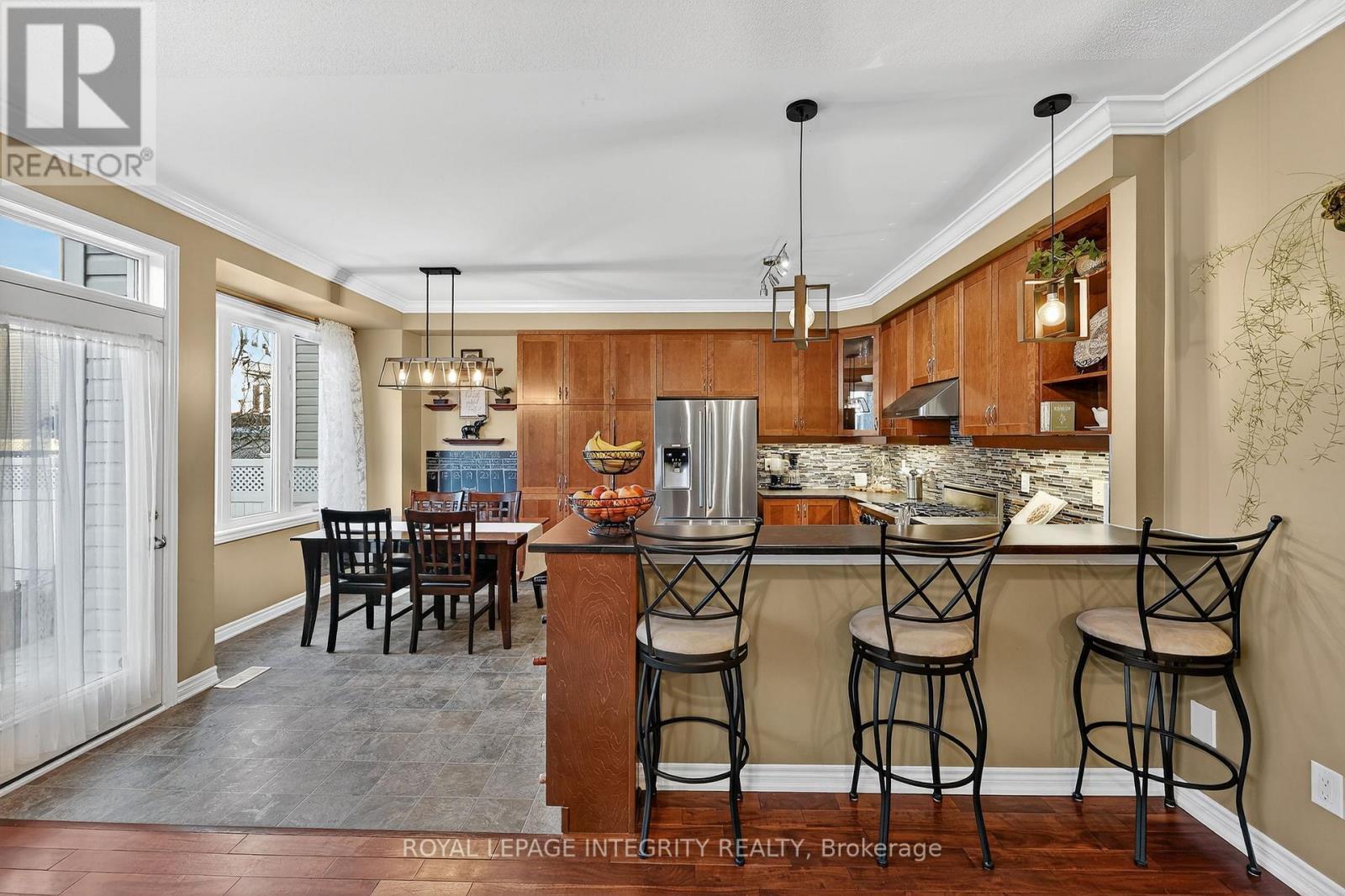 317 River Landing Avenue, Ottawa, ON - Indoor