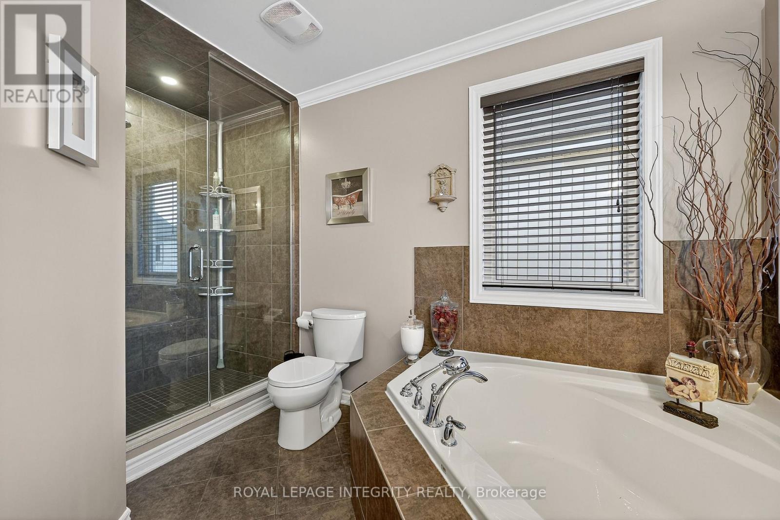 317 River Landing Avenue, Ottawa, ON - Indoor Photo Showing Bathroom