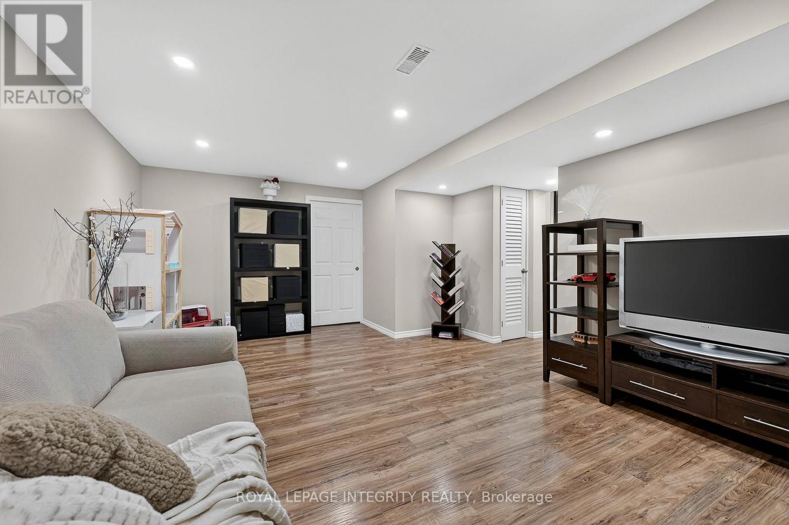 317 River Landing Avenue, Ottawa, ON - Indoor