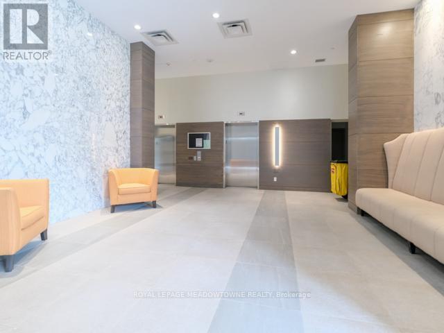 Elevator Lobby - 601 - 2055 Danforth Avenue, Toronto, ON - Indoor