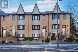 1 - 217 WOODBRIDGE AVENUE Vaughan, ON L4L 2T1