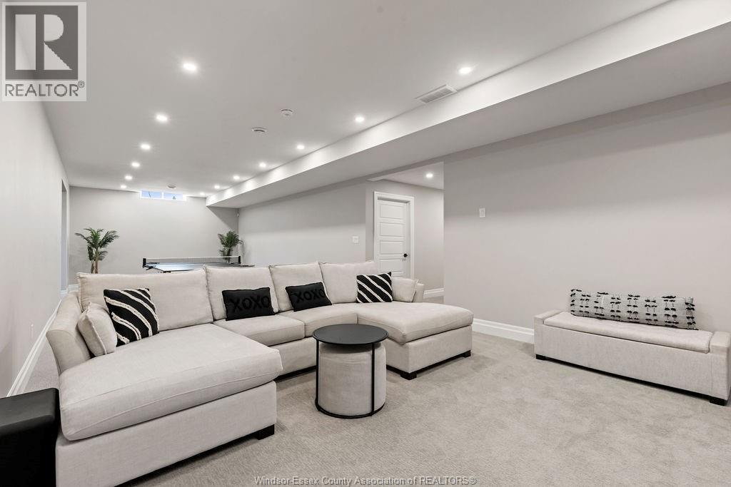 258 Xavier Circle, Lakeshore, ON - Indoor