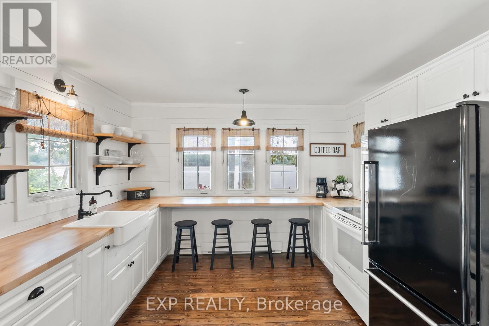17 Fire Route 88A, Havelock-Belmont-Methuen, ON - Indoor Photo Showing Kitchen
