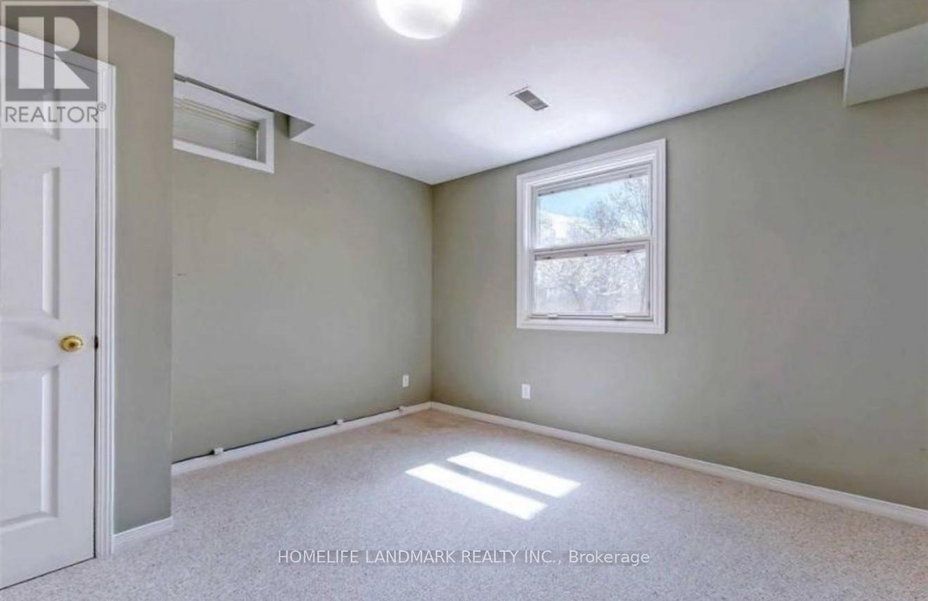 2198 Arbourview Drive, Oakville, ON - Indoor Photo Showing Other Room