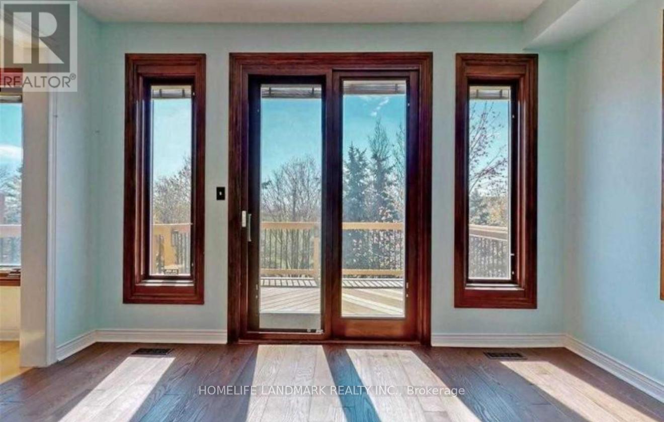 2198 Arbourview Drive, Oakville, ON - Indoor Photo Showing Other Room