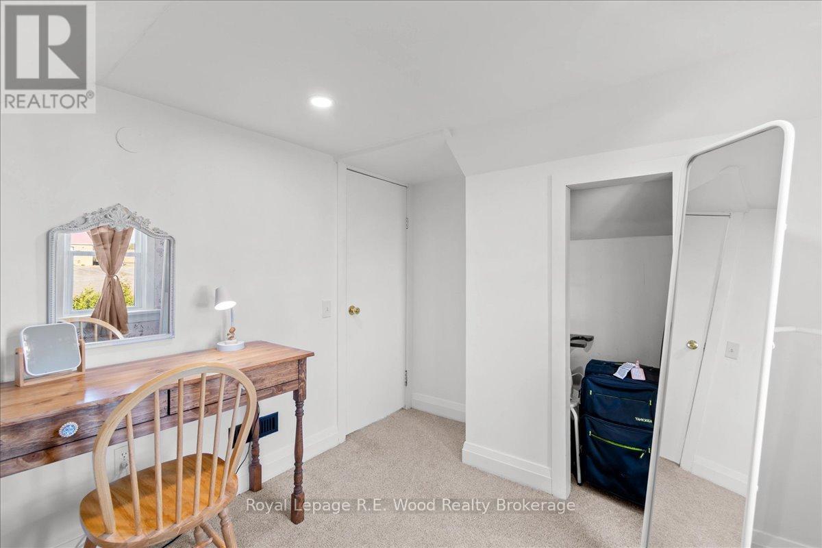 303 Concession 2 Road, Norfolk (Townsend), ON - Indoor Photo Showing Other Room