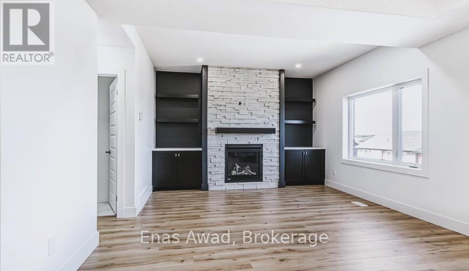 828 Moonrock Avenue, Greater Sudbury (Sudbury), ON - Indoor With Fireplace