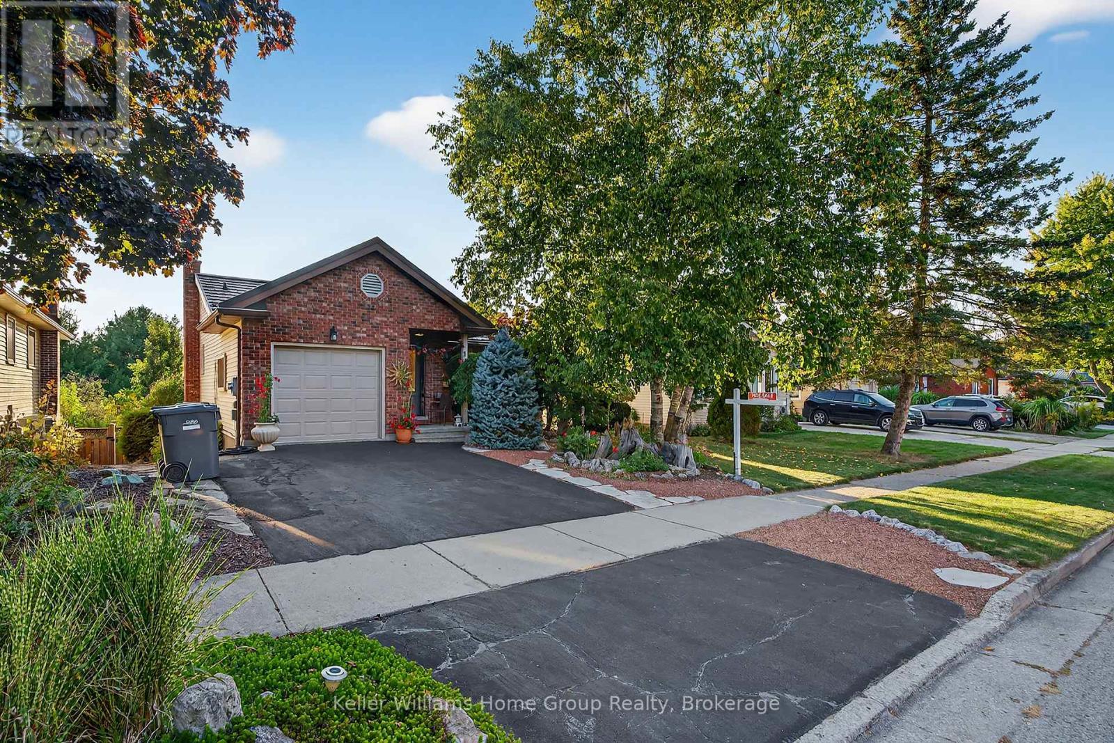 114 Dovercliffe Road, Guelph (Dovercliffe Park/Old University), ON - Outdoor