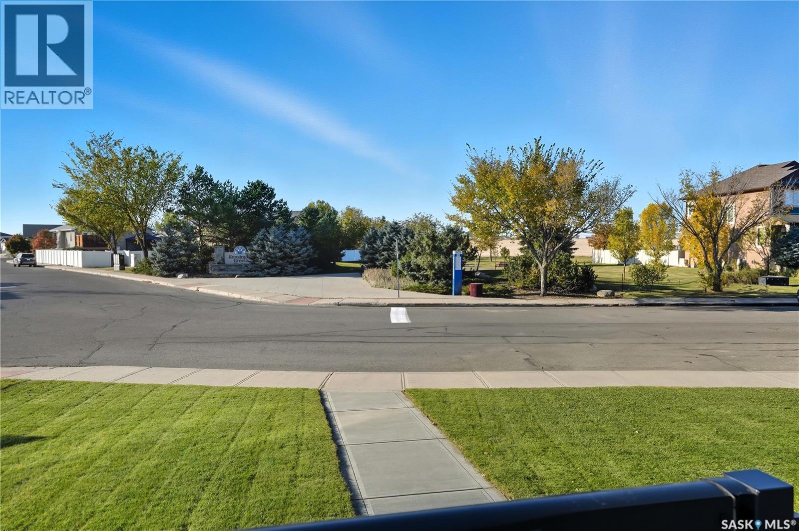 1827 Norman Mackenzie Road, Regina, SK - Outdoor