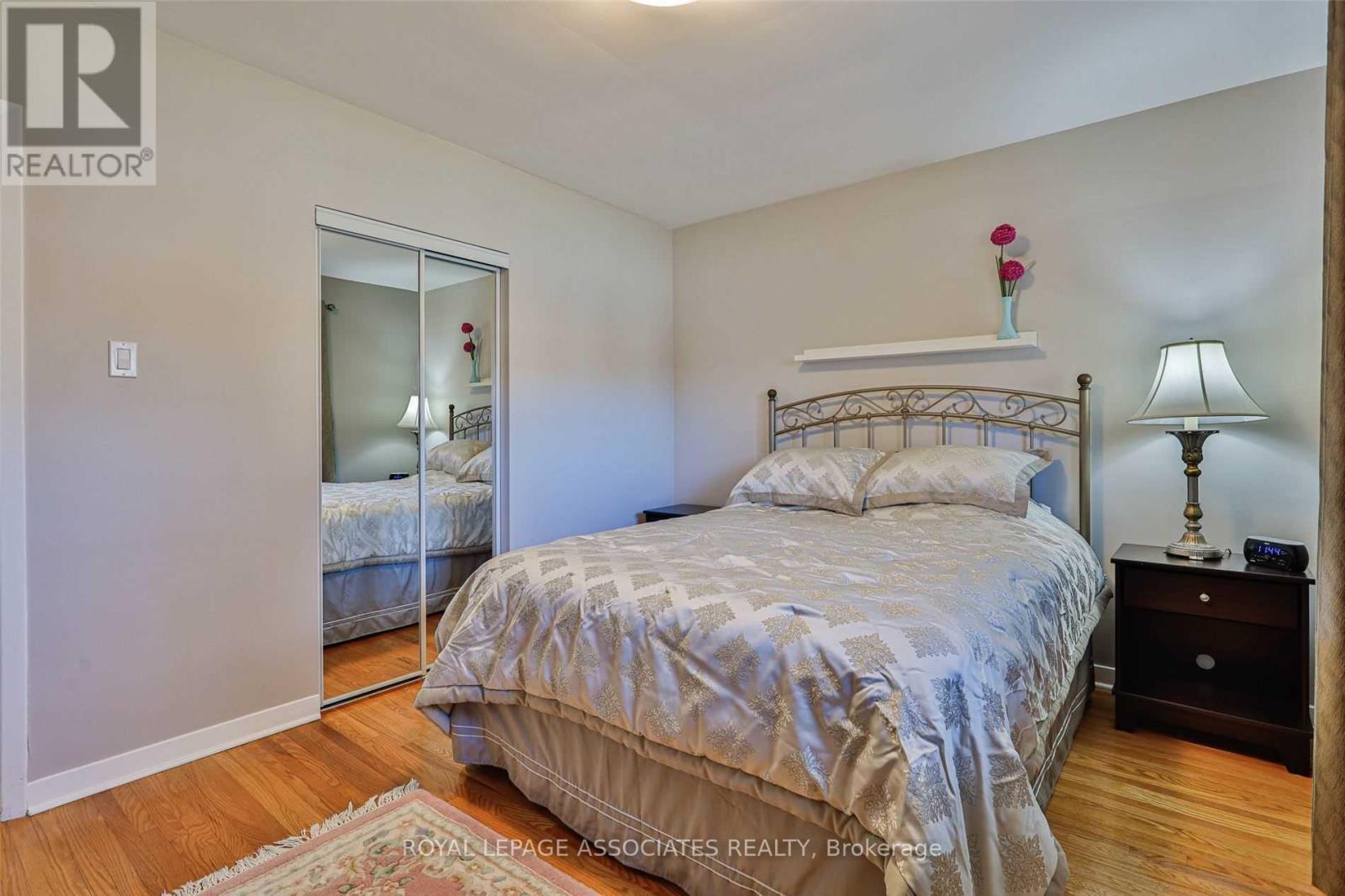 166 Lynnbrook Drive, Toronto, ON - Indoor Photo Showing Bedroom