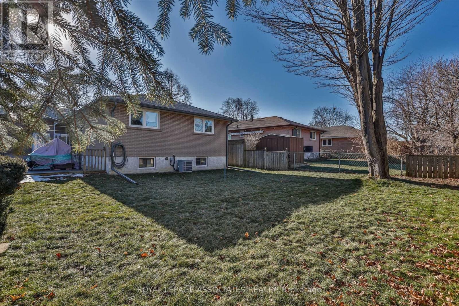 166 Lynnbrook Drive, Toronto, ON - Outdoor