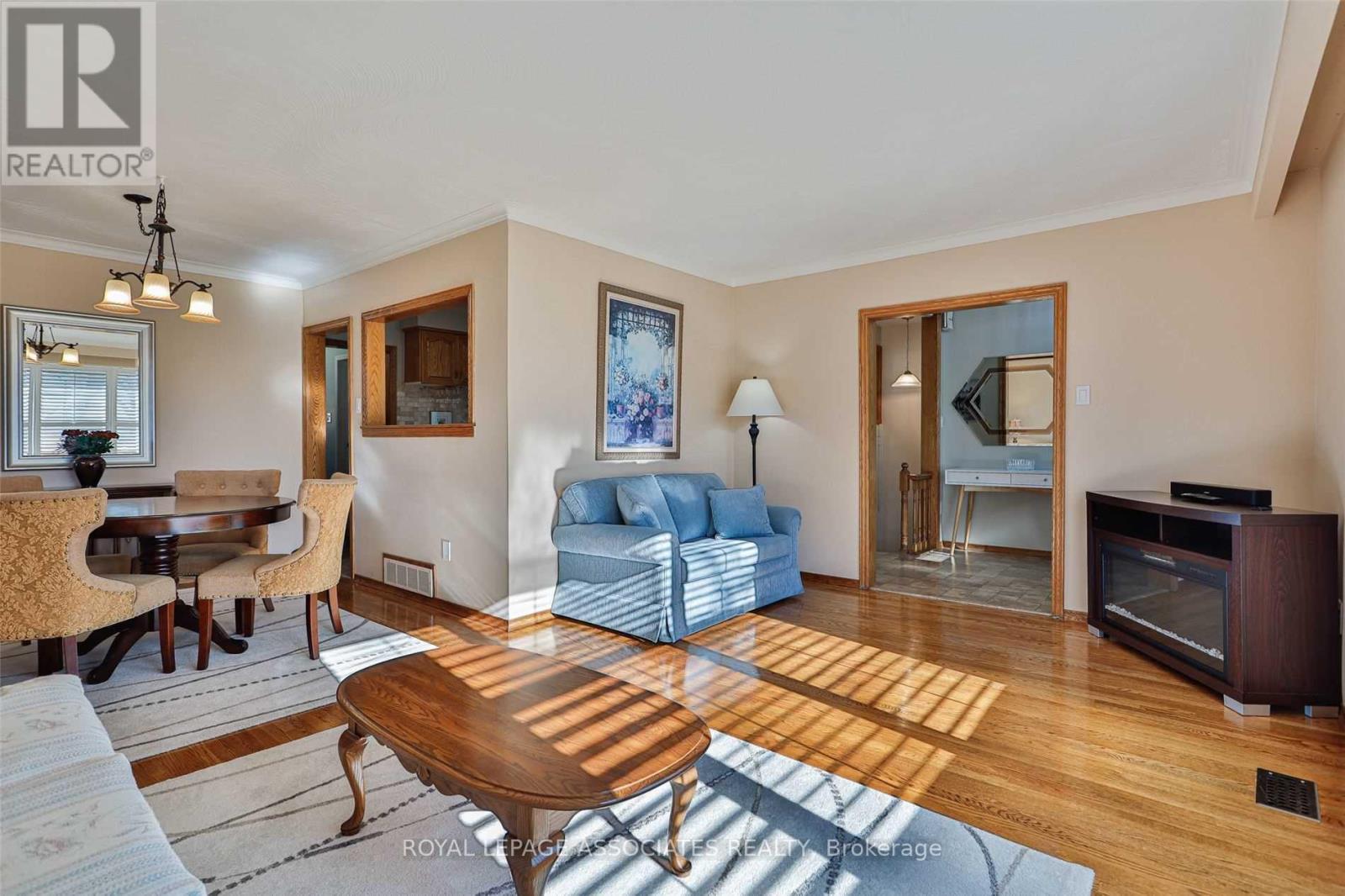 166 Lynnbrook Drive, Toronto, ON - Indoor Photo Showing Other Room