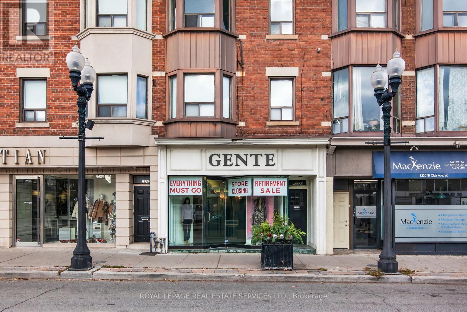 1232 St Clair Avenue W, Toronto, ON