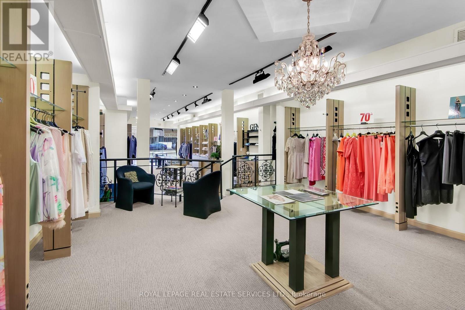 1232 St Clair Avenue W, Toronto, ON