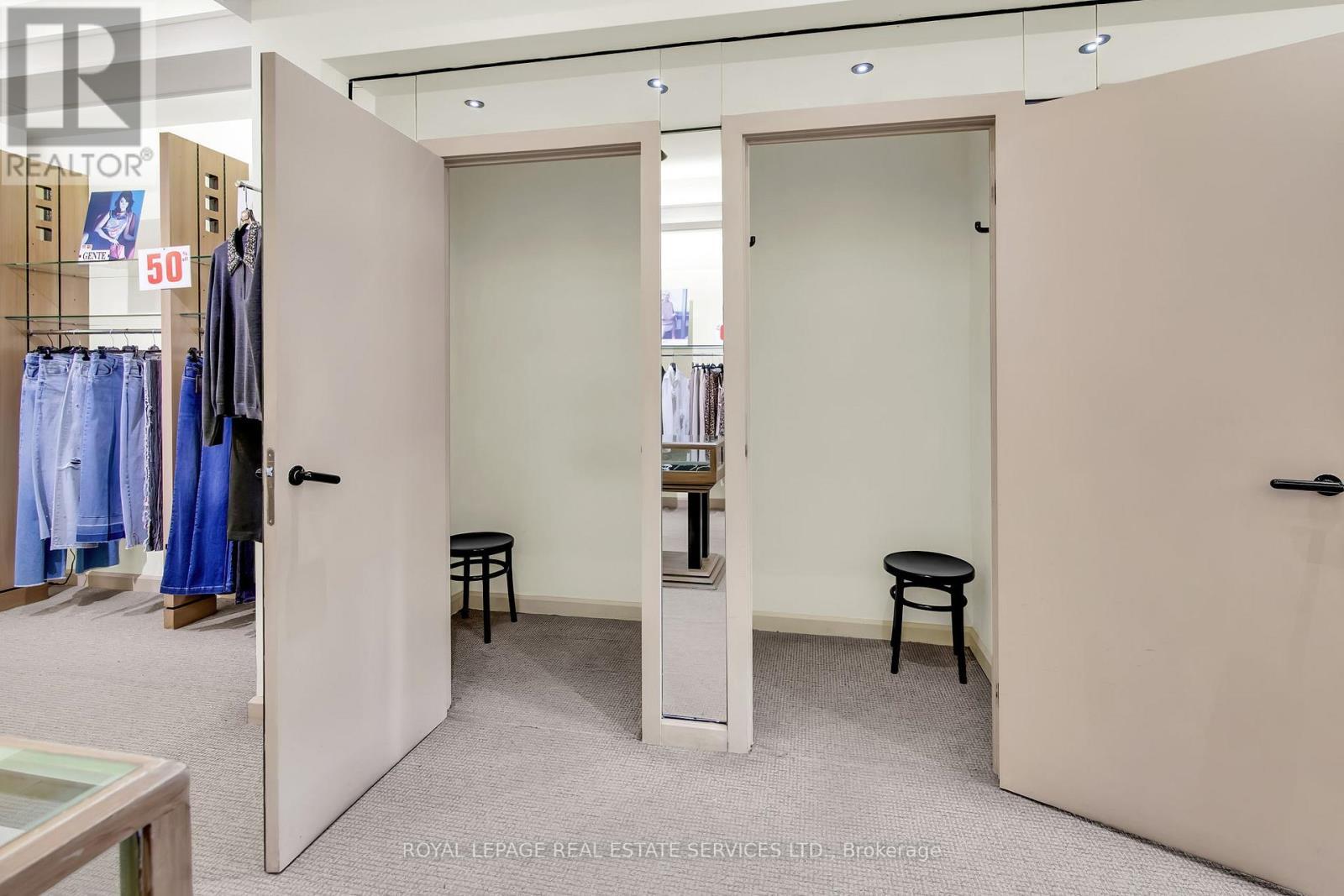 1232 St Clair Avenue W, Toronto, ON