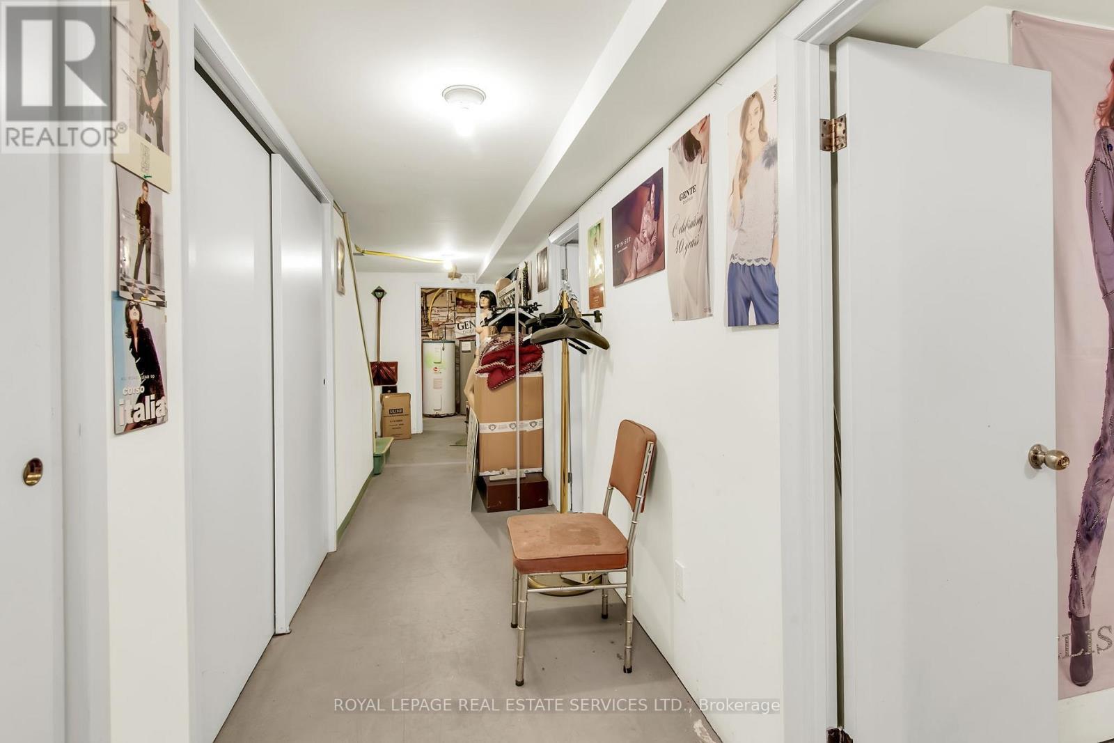 1232 St Clair Avenue W, Toronto, ON