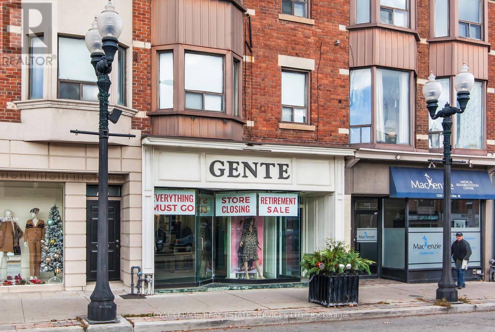 1232 St Clair Avenue W, Toronto, ON