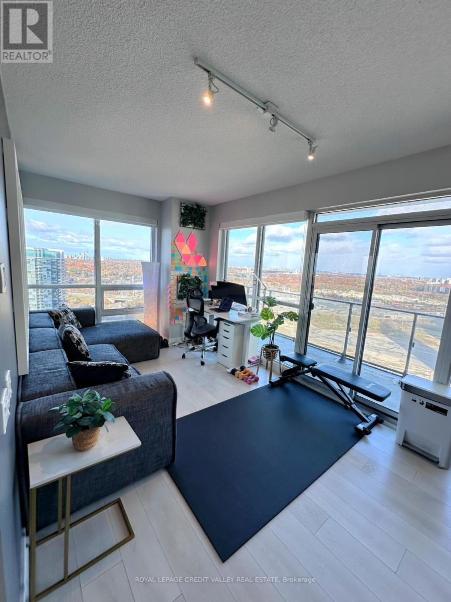 3607 - 2200 Lake Shore Boulevard W, Toronto, ON - Indoor Photo Showing Other Room