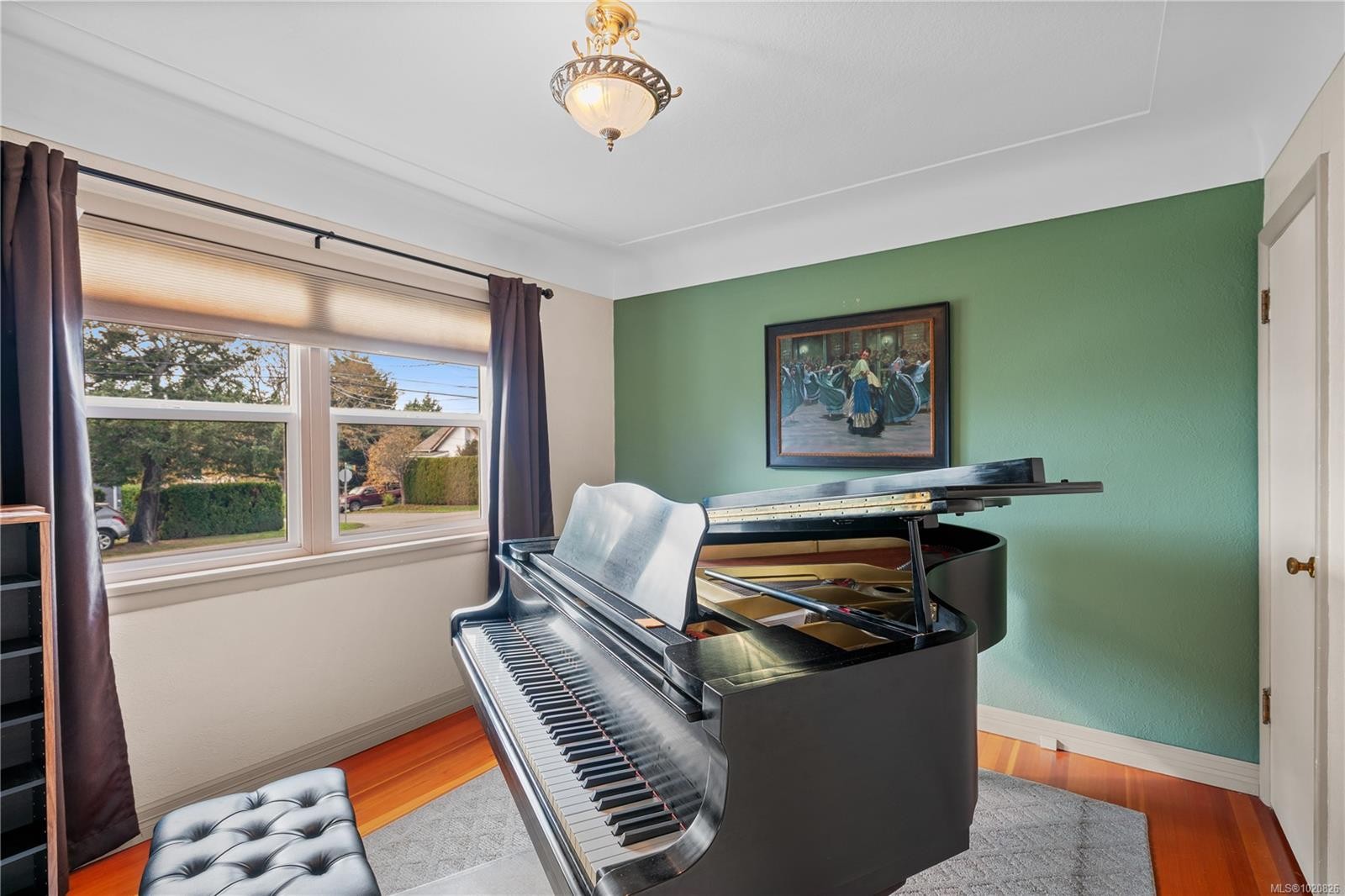 4029 Carey Rd, Saanich, BC