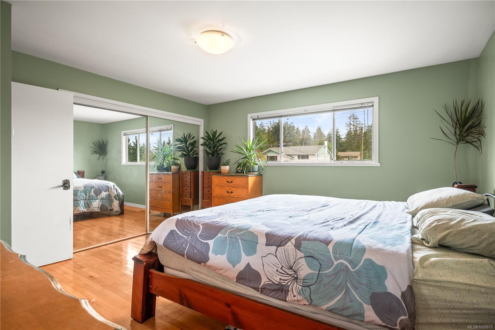 6972 Leland Rd, Lantzville, BC