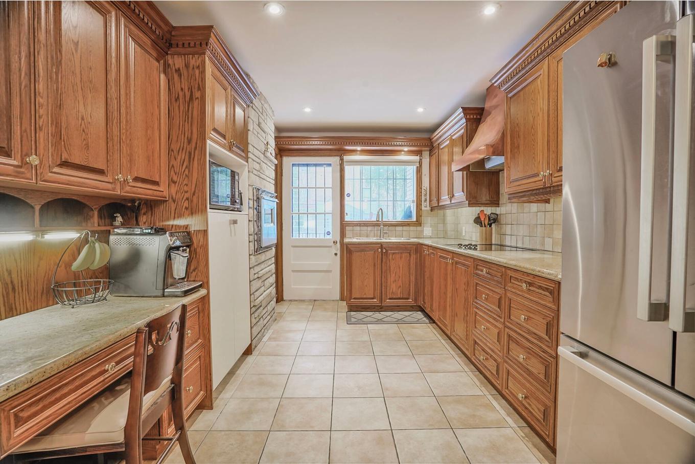 Cuisine - 3830 - 3832 Rue De La Peltrie, Montréal (Côte-Des-Neiges/Notre-Dame-De-Grâce), QC - Indoor Photo Showing Kitchen