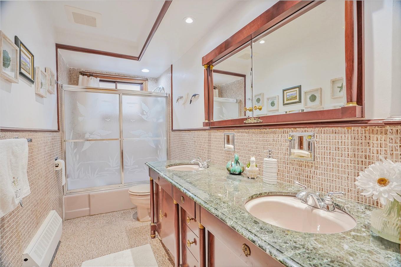 Salle de bains - 3830 - 3832 Rue De La Peltrie, Montréal (Côte-Des-Neiges/Notre-Dame-De-Grâce), QC - Indoor Photo Showing Bathroom