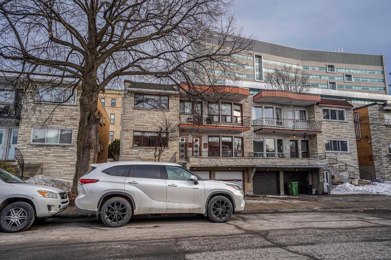 Façade - 3830 - 3832 Rue De La Peltrie, Montréal (Côte-Des-Neiges/Notre-Dame-De-Grâce), QC - Outdoor