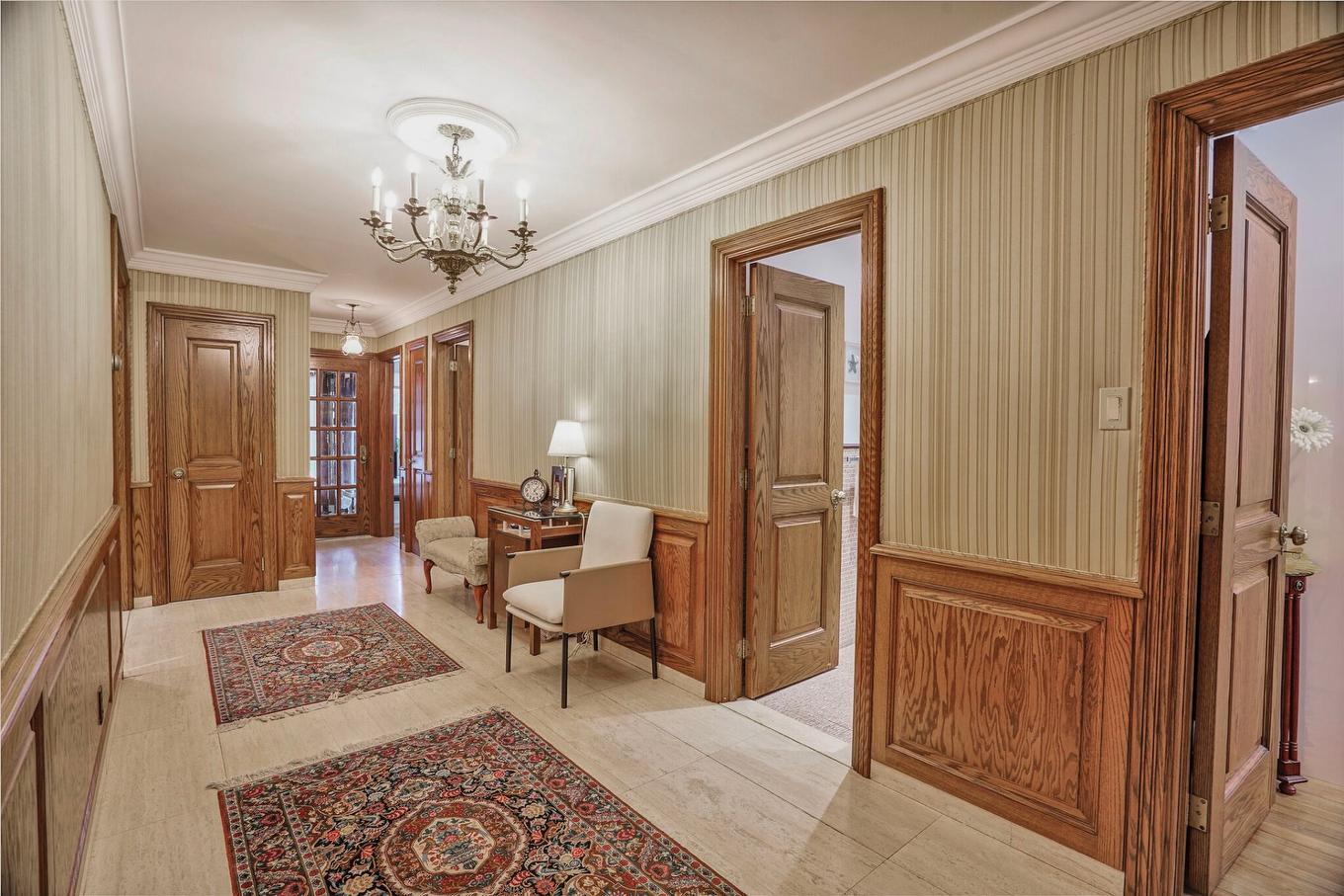 Corridor - 3830 - 3832 Rue De La Peltrie, Montréal (Côte-Des-Neiges/Notre-Dame-De-Grâce), QC - Indoor Photo Showing Other Room