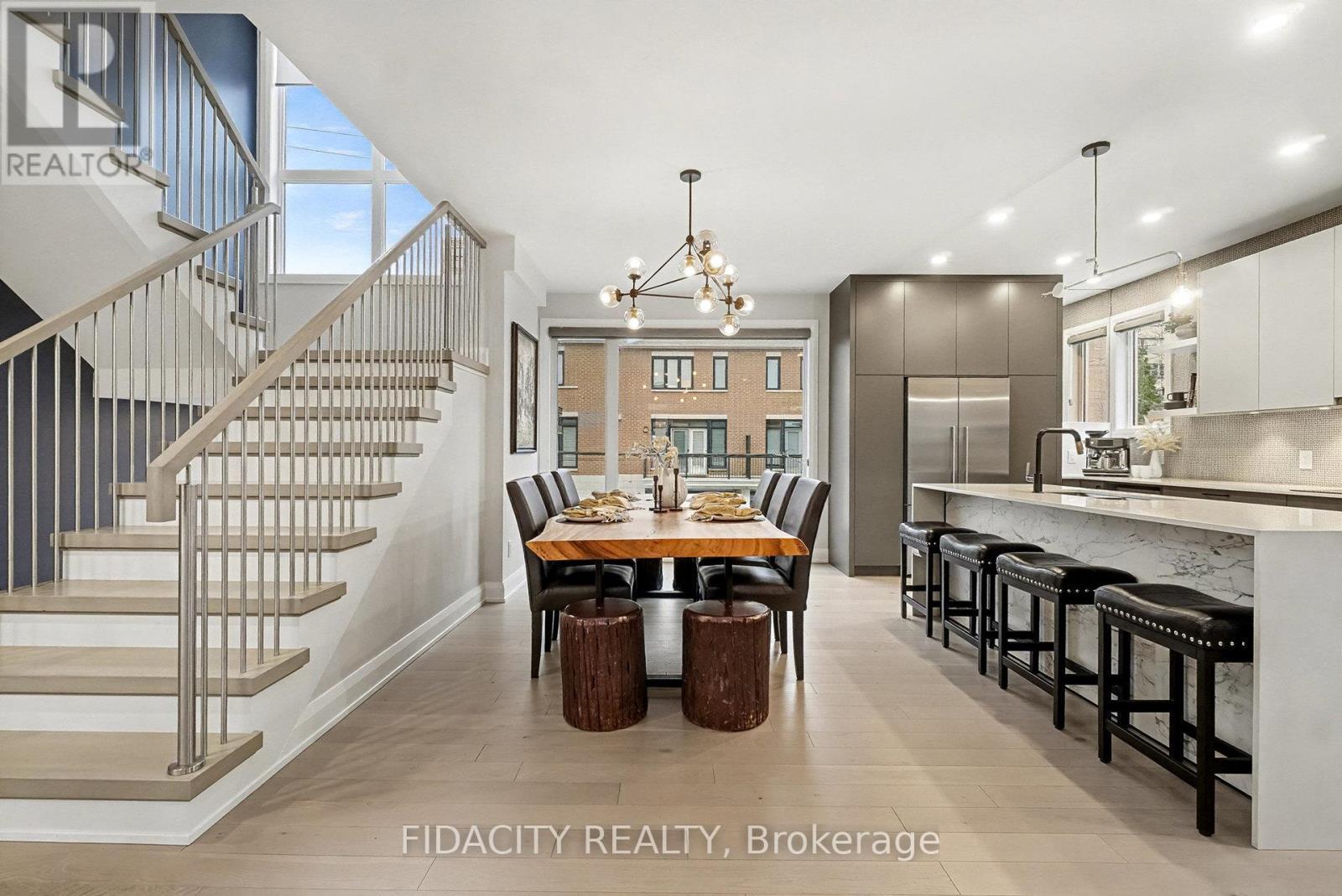 103 Tay Street, Ottawa, ON - Indoor