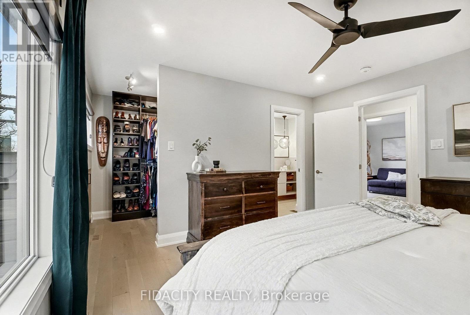 103 Tay Street, Ottawa, ON - Indoor Photo Showing Bedroom