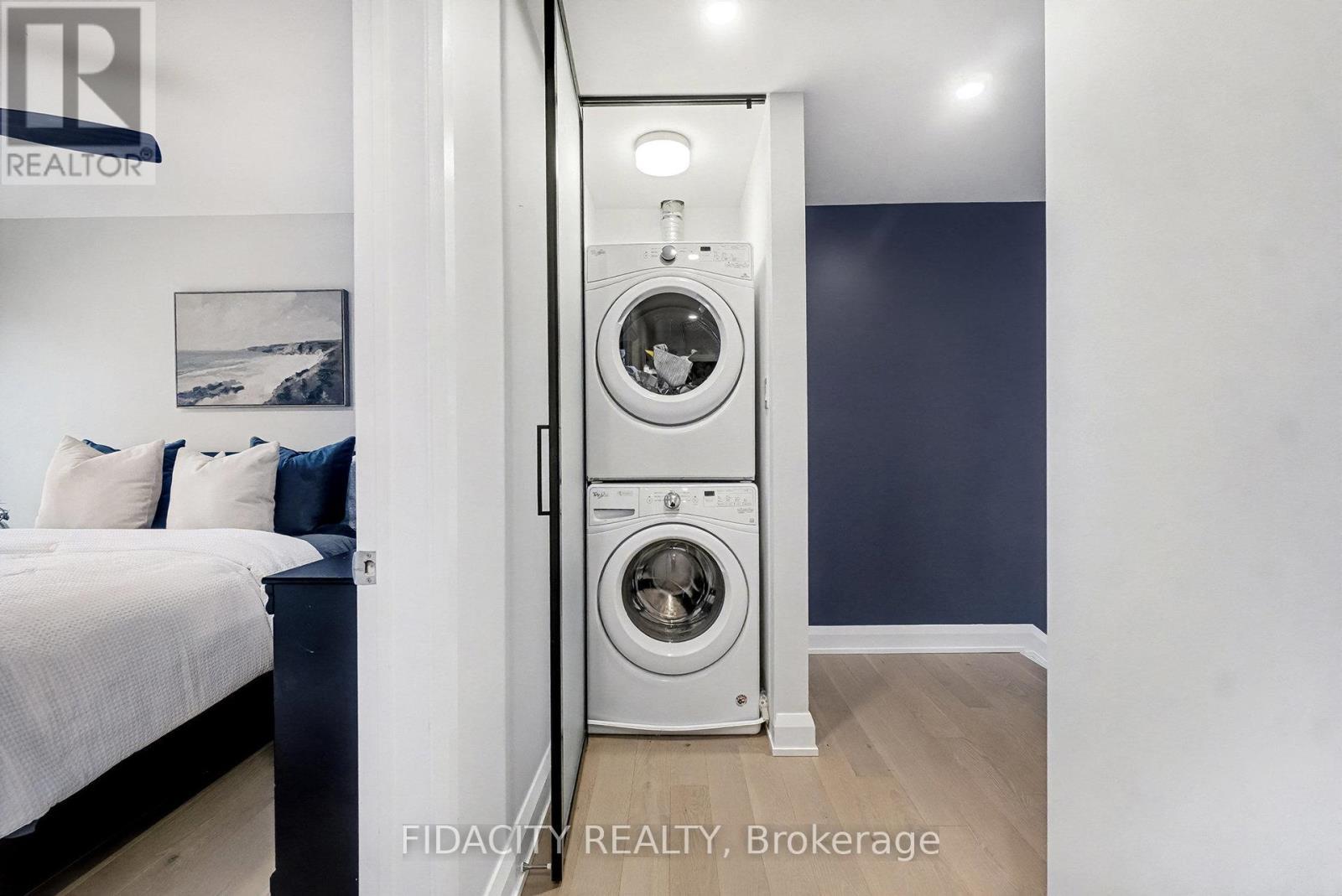 Upper level laundry - 103 Tay Street, Ottawa, ON - Indoor Photo Showing Laundry Room