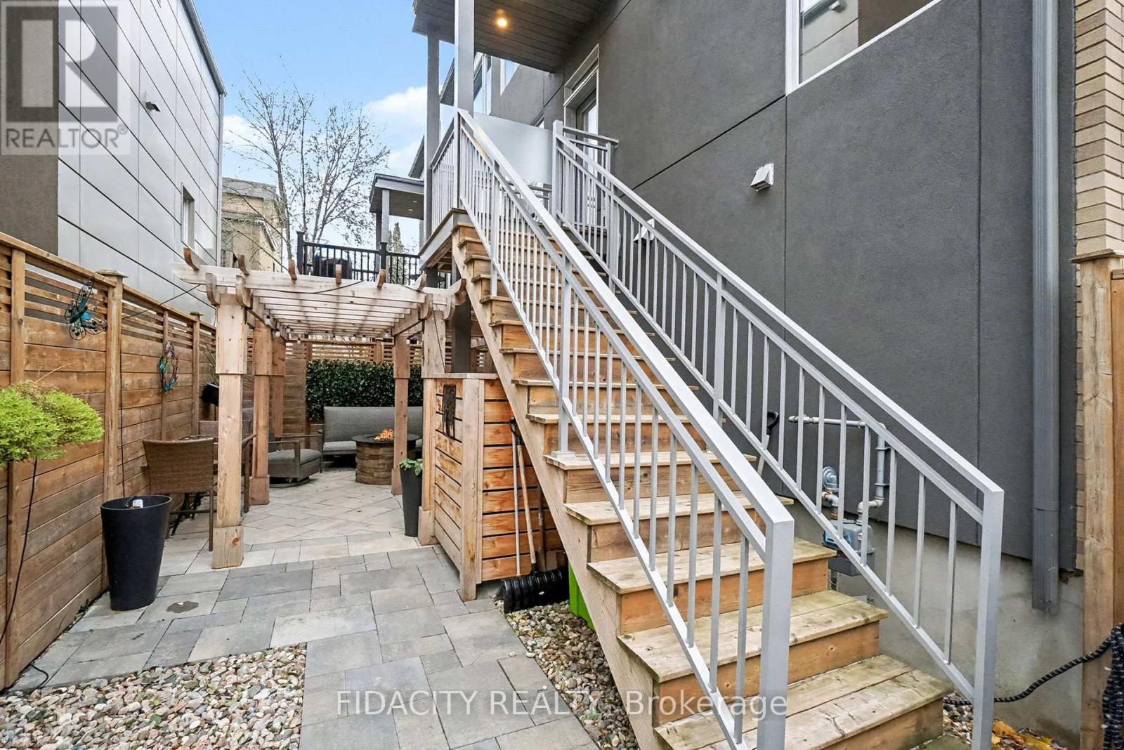 103 Tay Street, Ottawa, ON - Outdoor