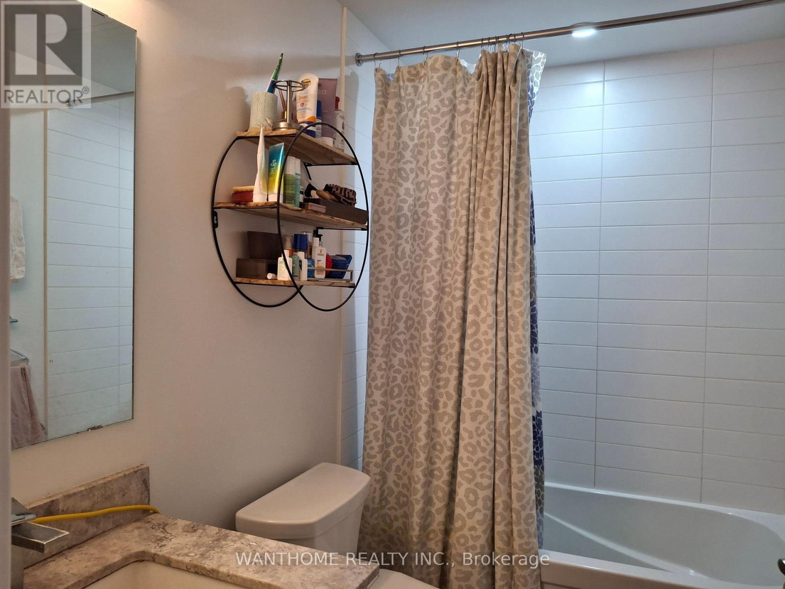 1605 - 18 Maitland Terrace, Toronto, ON - Indoor Photo Showing Bathroom