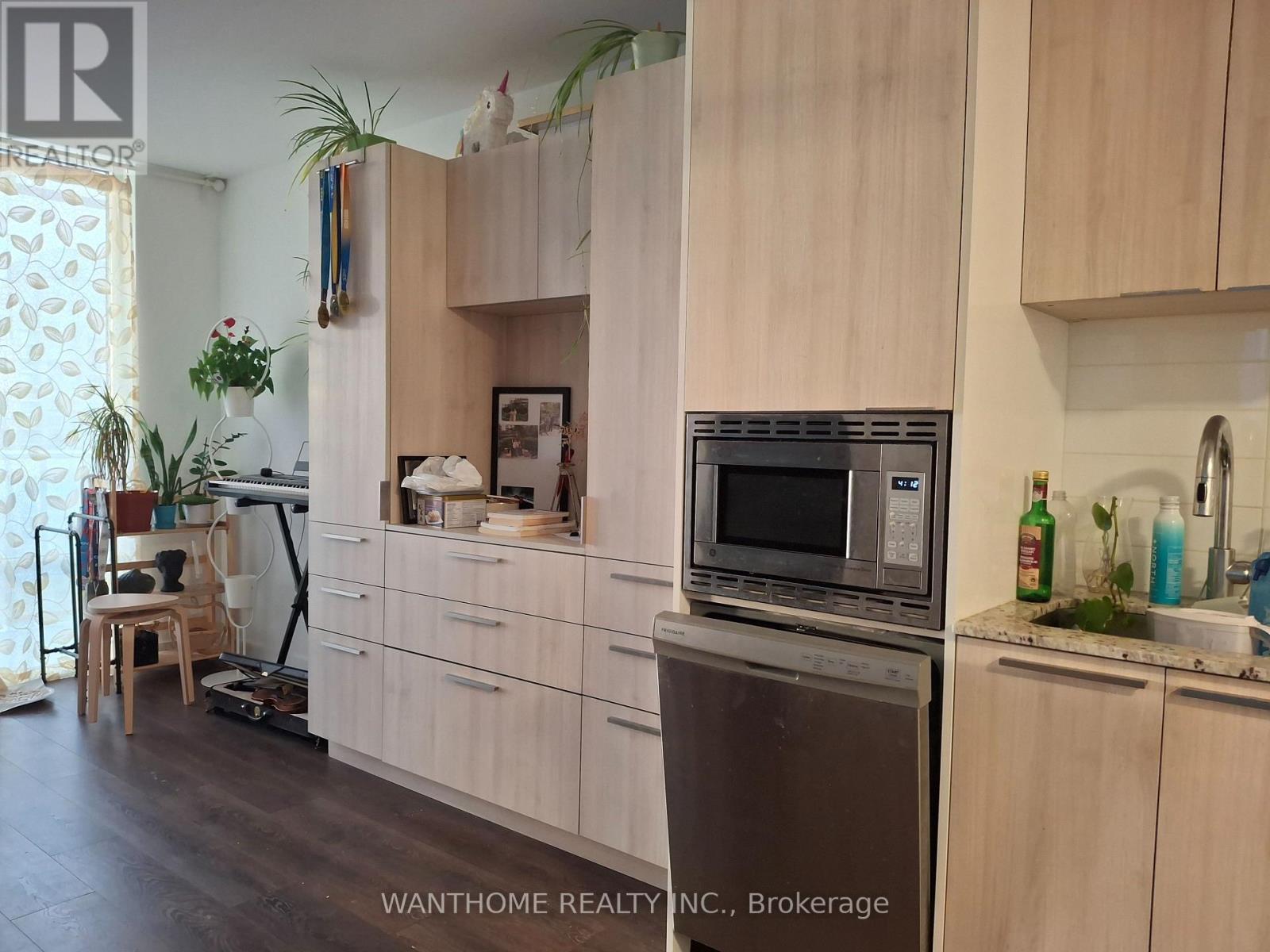 1605 - 18 Maitland Terrace, Toronto, ON - Indoor Photo Showing Other Room