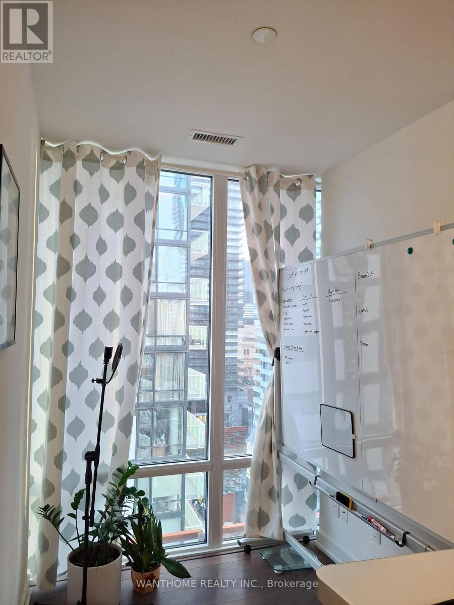 1605 - 18 Maitland Terrace, Toronto, ON - Indoor