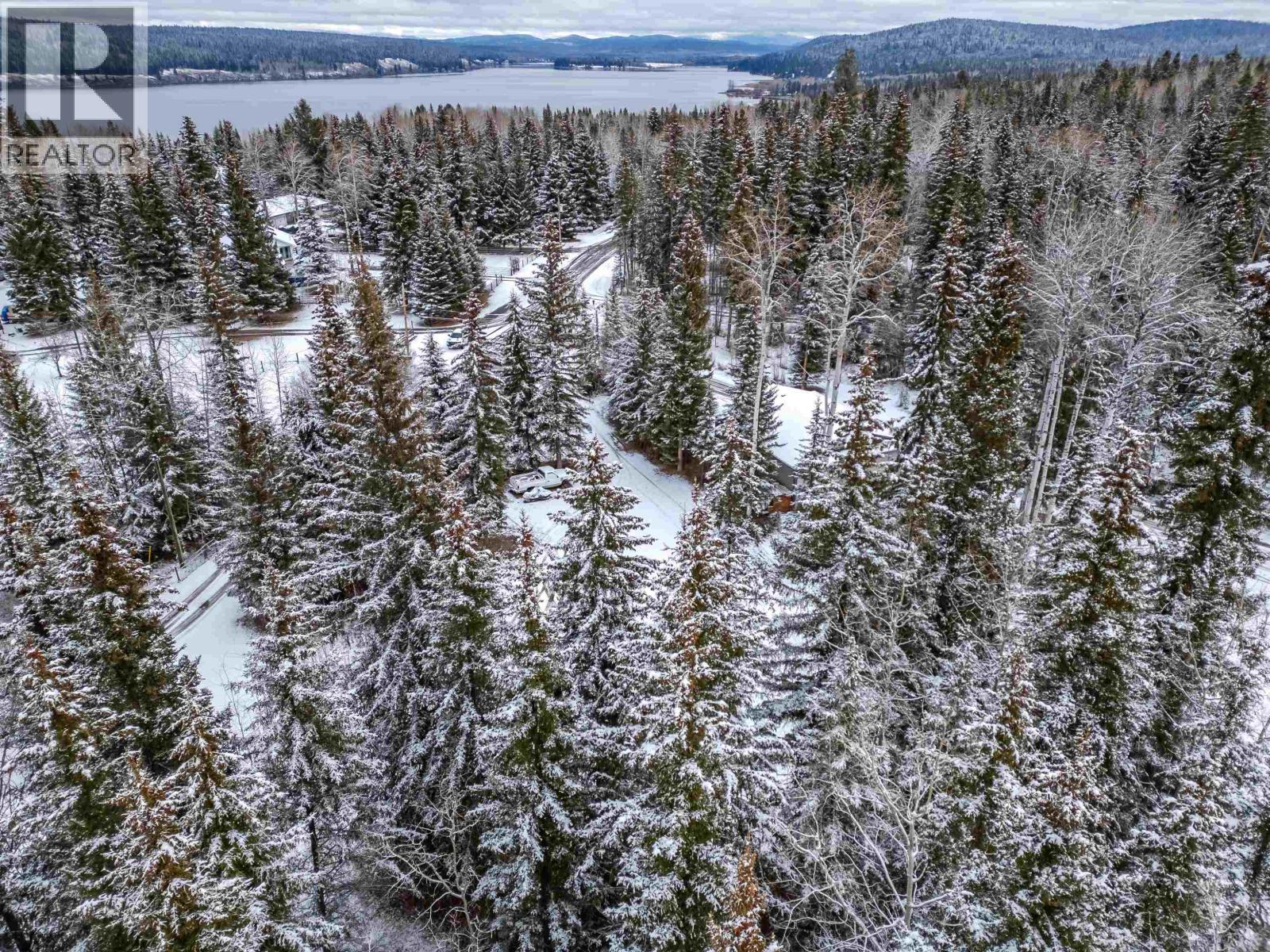 6324 Wolfe Road, 100 Mile House, BC - Outdoor With View