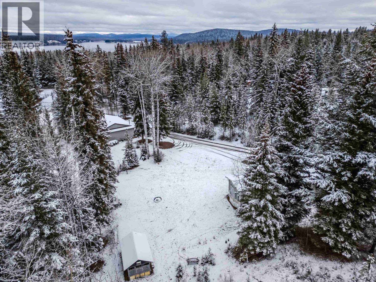 6324 Wolfe Road, 100 Mile House, BC - Outdoor With View