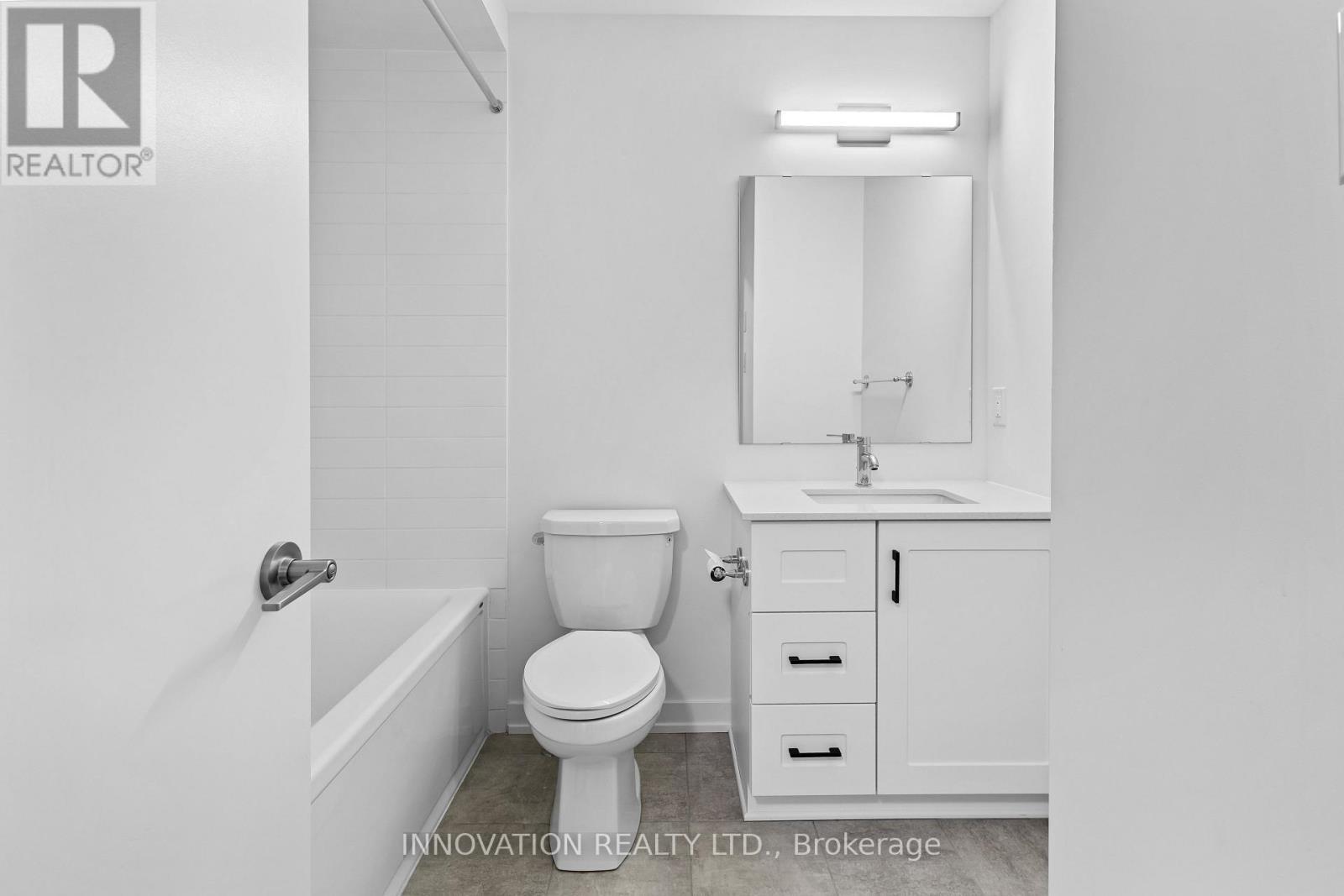 Unit F - 800 Roger Griffiths Avenue, Ottawa, ON - Indoor Photo Showing Bathroom