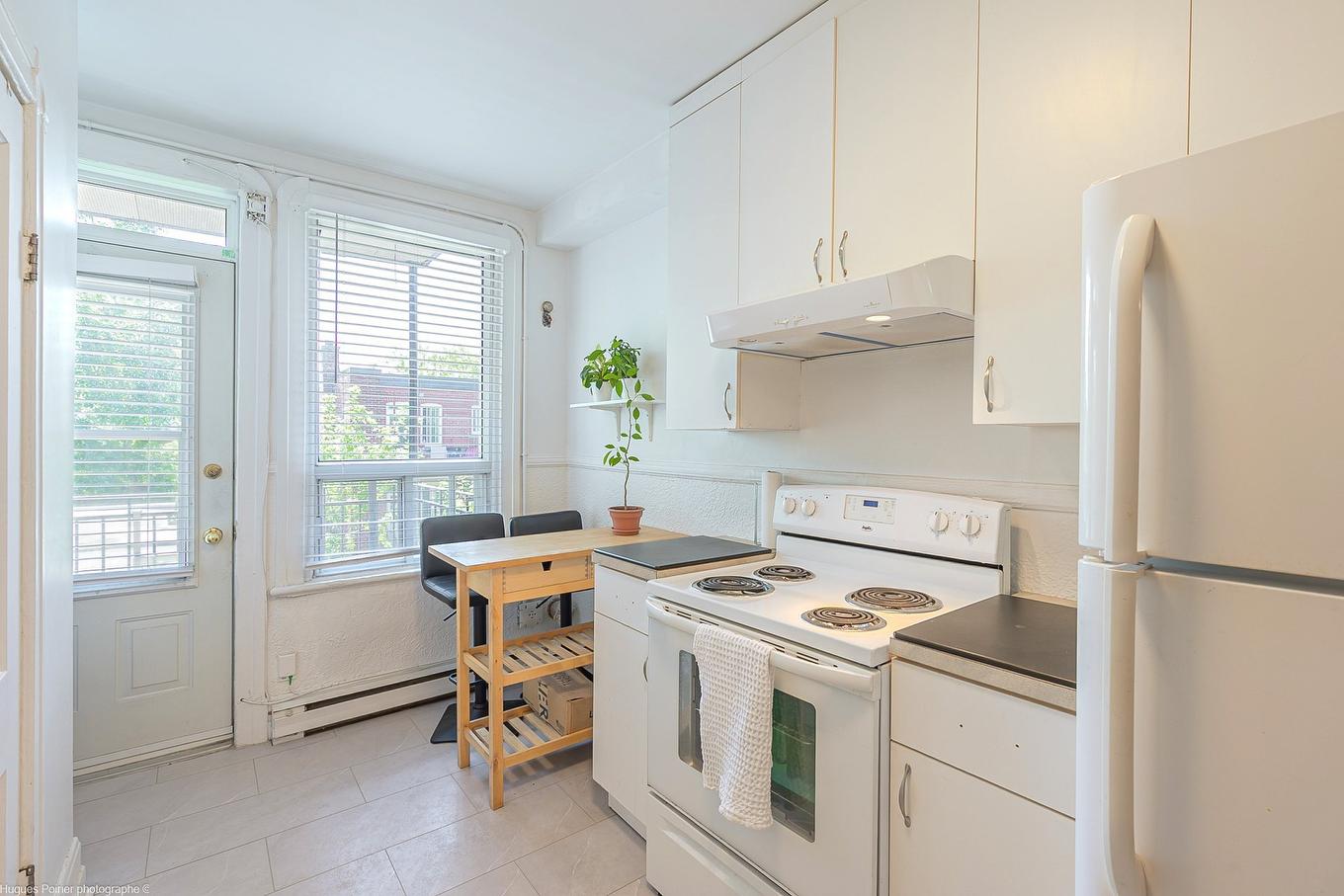 Cuisine - 3426 - 3432 Rue Bercy, Montréal (Le Plateau-Mont-Royal), QC - Indoor Photo Showing Kitchen