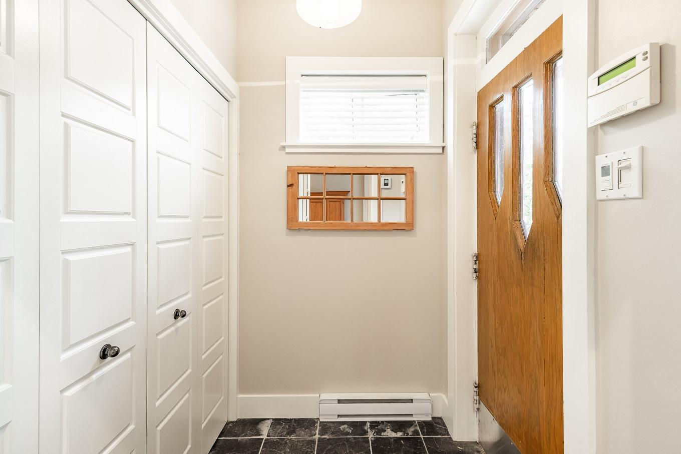 Hall - 5640 Av. De Canterbury, Montréal (Côte-Des-Neiges/Notre-Dame-De-Grâce), QC - Indoor Photo Showing Other Room